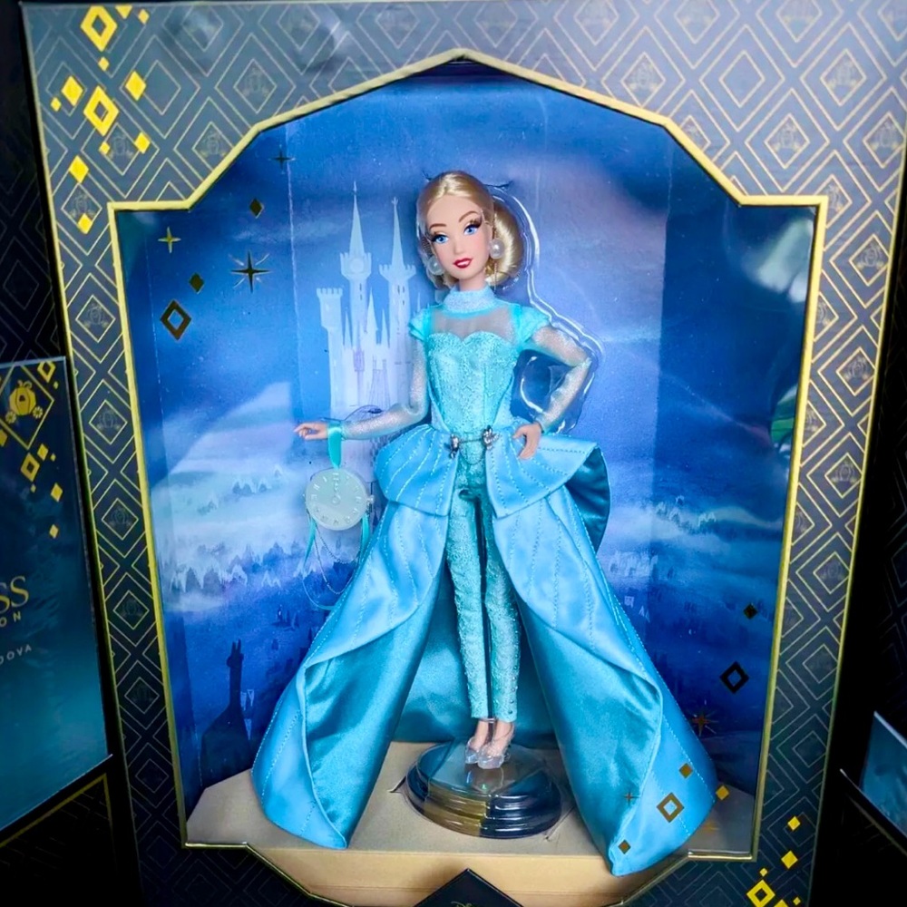 Disney fairytale designer collection Cinderella doll